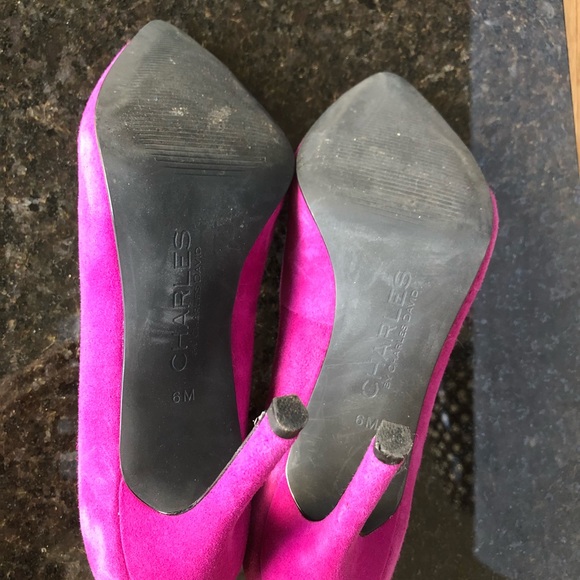 Charles by Charles David Fuchsia microsuede stiletto - Picture 5 of 5